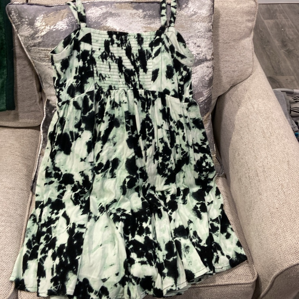 Torrid sweetheart green & black tie dye skater dress size 0 EUC! - Picture 11 of 12